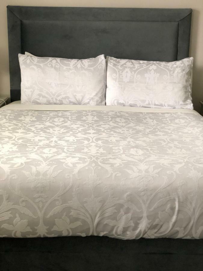 Sli Na Mara Bed & Breakfast กัลเวย์ ภายนอก รูปภาพ