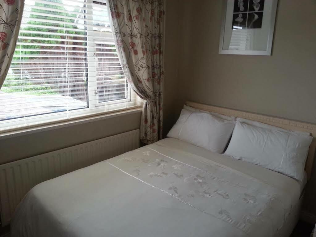 Sli Na Mara Bed & Breakfast กัลเวย์ ภายนอก รูปภาพ