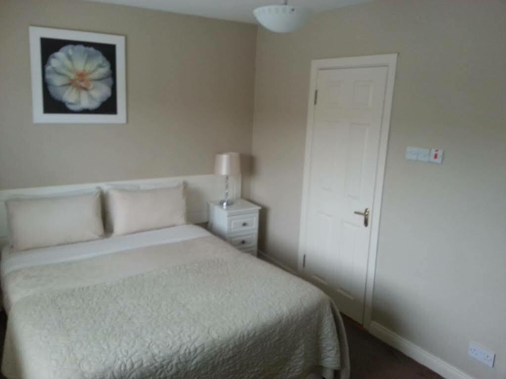 Sli Na Mara Bed & Breakfast กัลเวย์ ภายนอก รูปภาพ